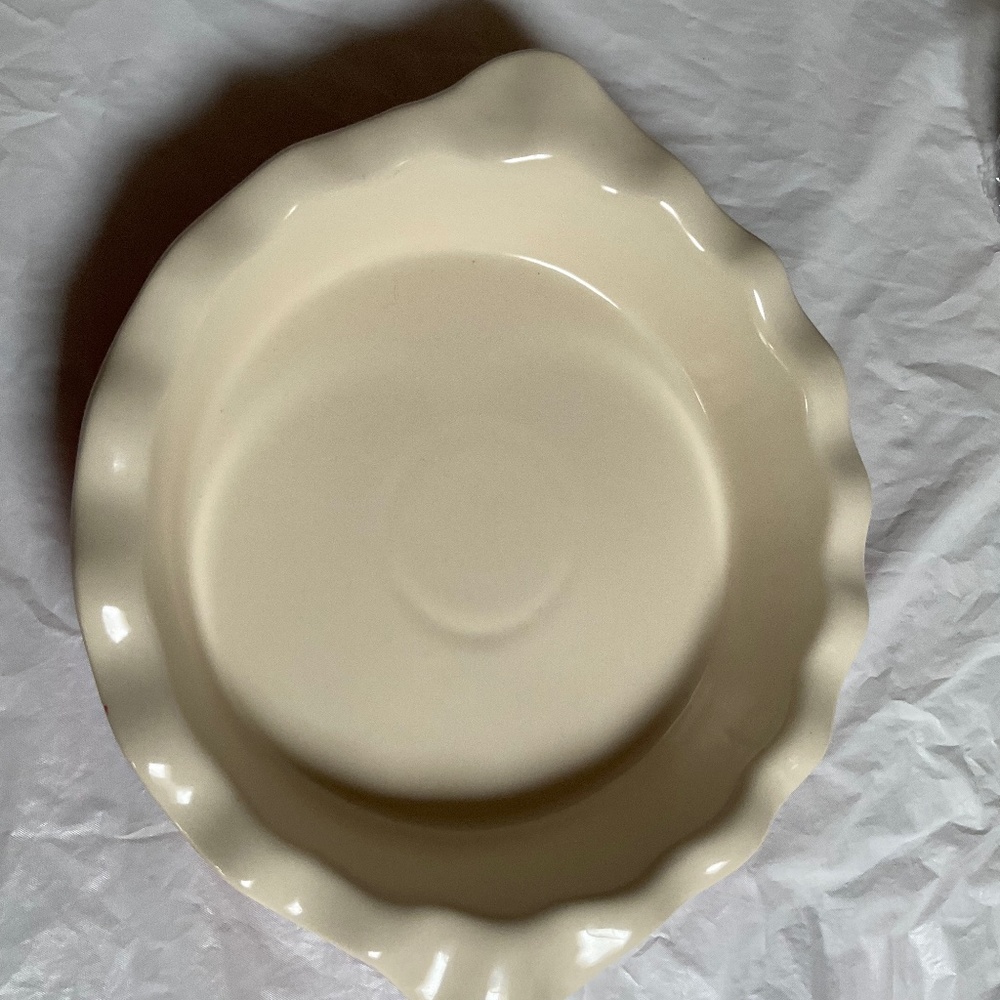 Pie plate new never used  10 in Stone warw